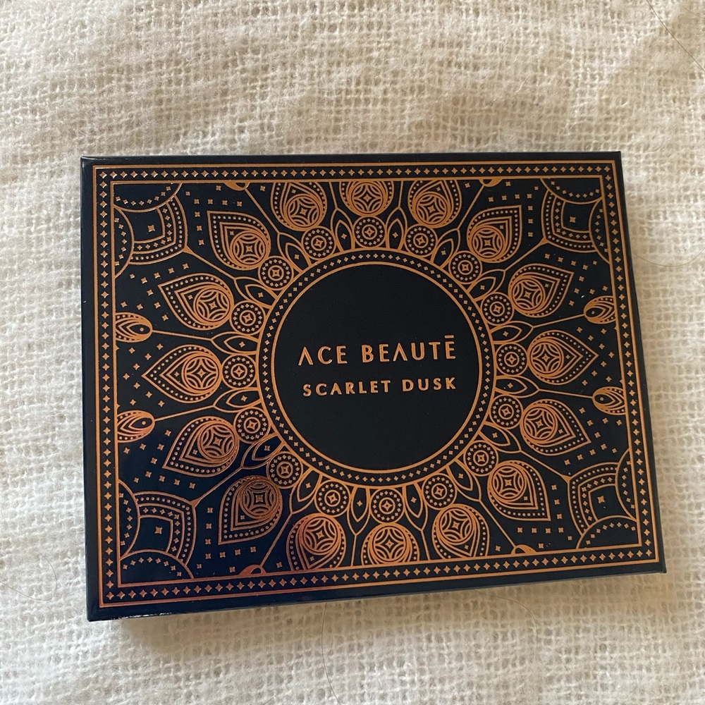 Ace Beaute Scarlet Dusk